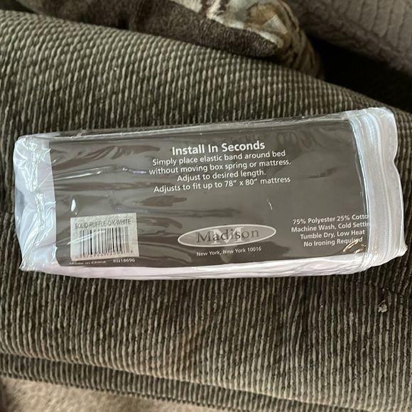 Wrap Around Bed Ruffle Skirt-Queen or King-new - Picture 3 of 4